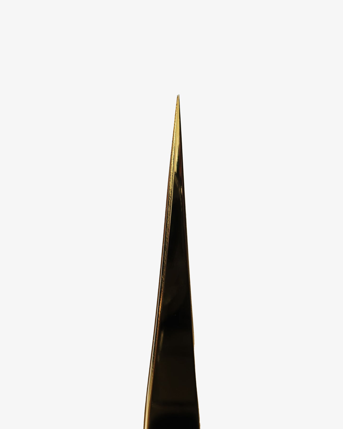 THE 0 TWEEZER